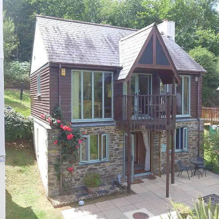 The Nineteenth, Oakridge St Mellion, Free Golf/Spa Exterior photo