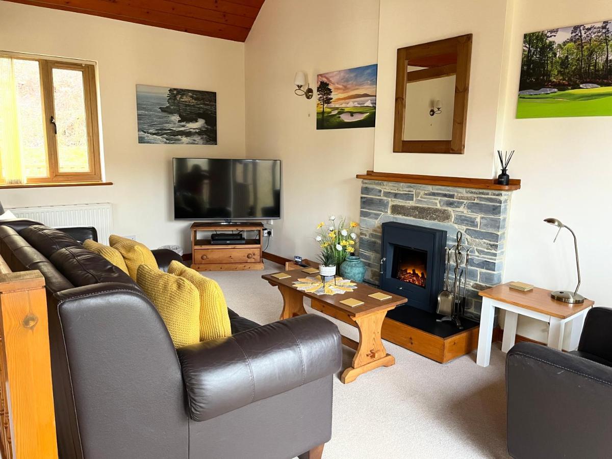Holiday home The Nineteenth, Oakridge St Mellion, Free Golf/spa *